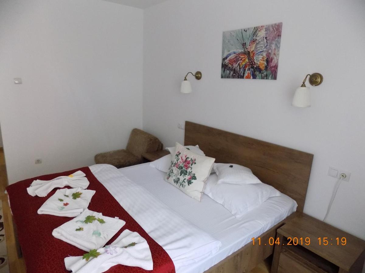 Pension Eden Baile Herculane Bagian luar foto
